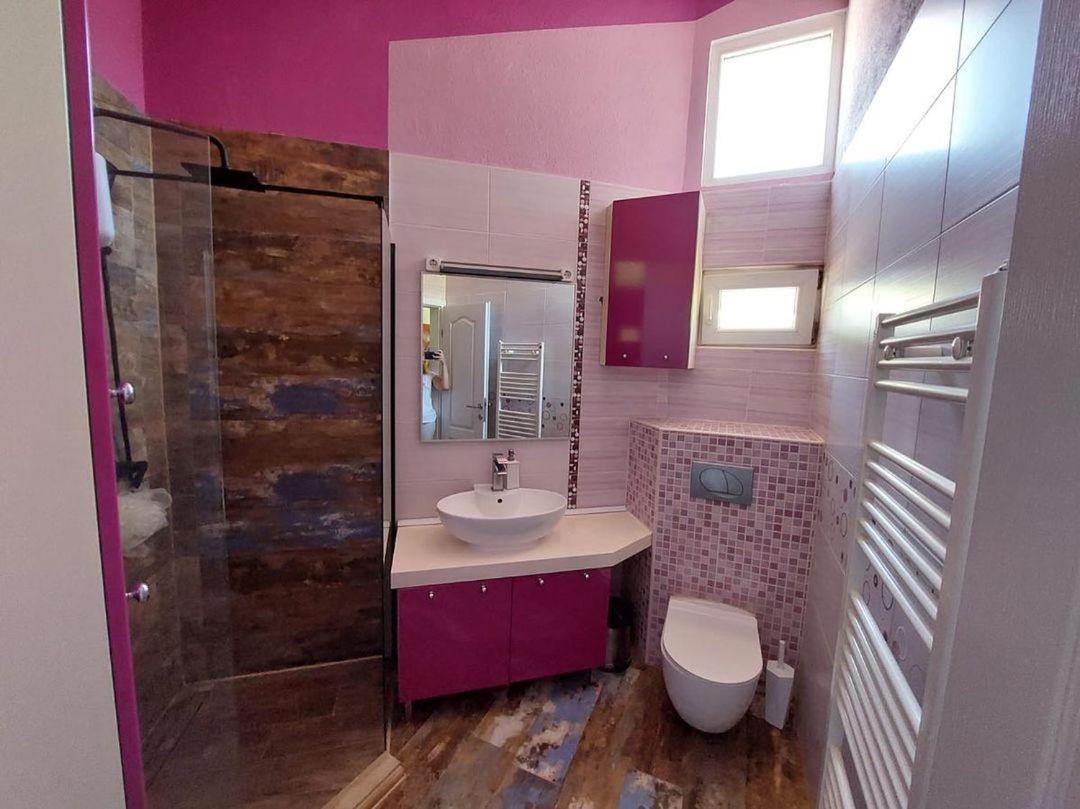 Guest House Klara Солин Екстериор снимка